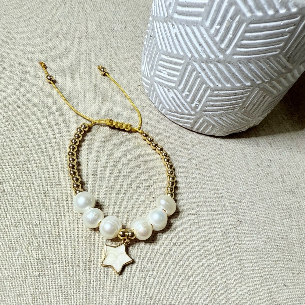 Starlit Pearl Bracelet